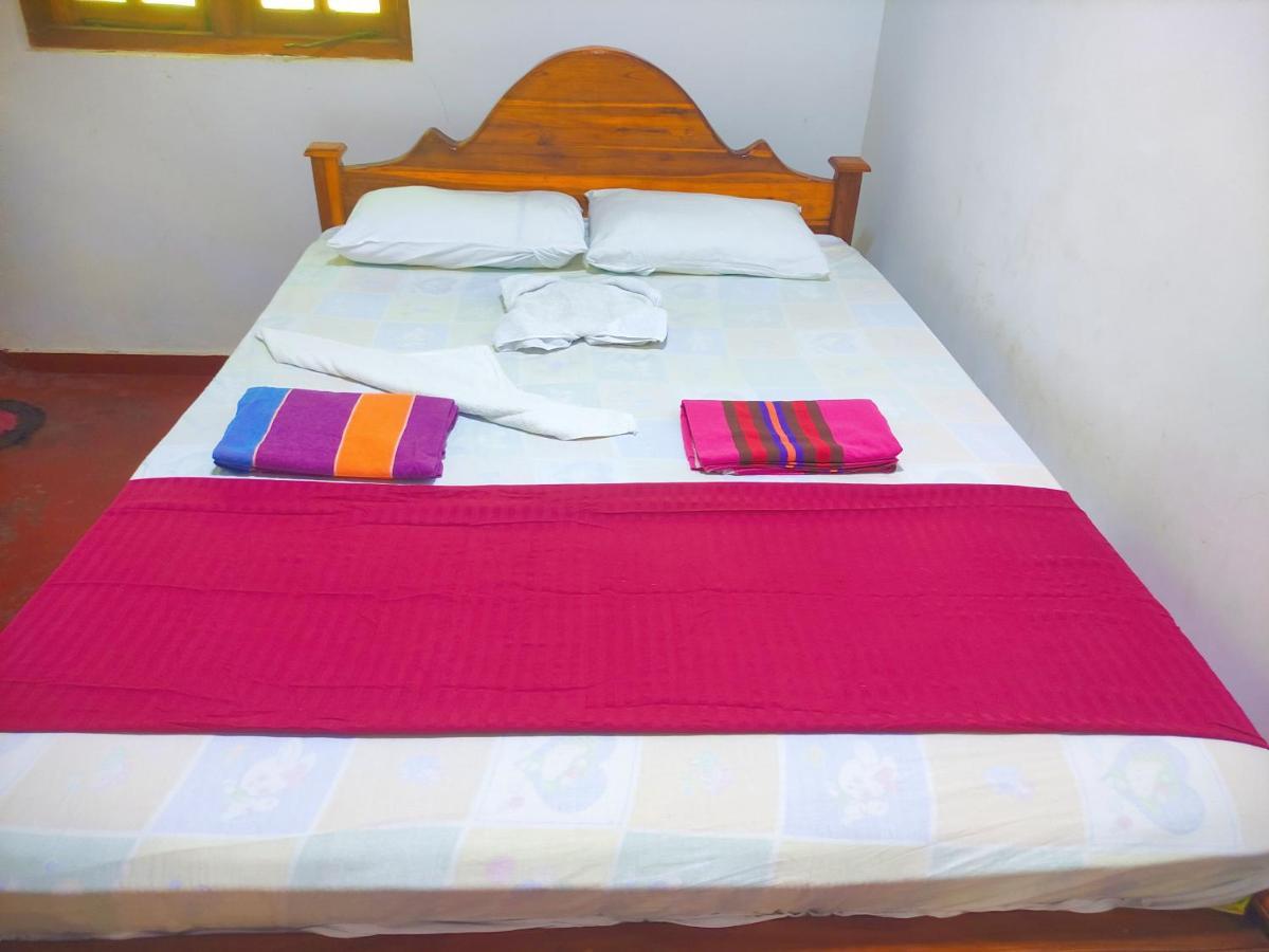 Deer Garden Guest Otel Polonnaruwa Dış mekan fotoğraf