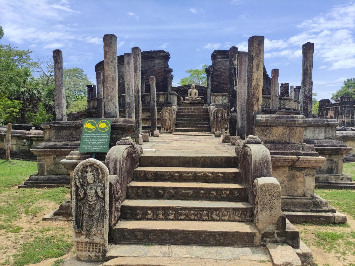 Deer Garden Guest Otel Polonnaruwa Dış mekan fotoğraf